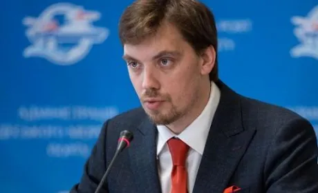 Іноземцям дозволять купувати землю в Україні, - Гончарук