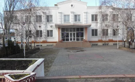 Племрепродуктор "Степове" відмовляється повертати кошти за комбайни