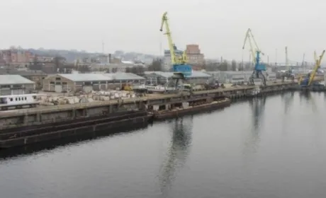 Київський річковий порт планує міжнародну перевалку агропродукції