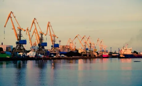 Росіяни вдруге завдали удару по морському порту "Ольвія"