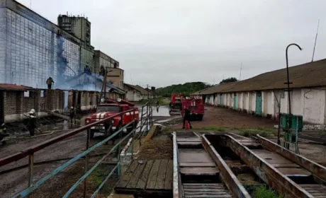 На Луганщині пожежа знищила зерновий склад ДПЗКУ