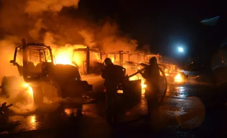 На Полтавщині згоріли 6 тракторів агрофірми холдингу «Астарта-Київ»