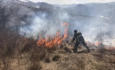 Рятувальники почали штрафувати перших паліїв сухої трави
