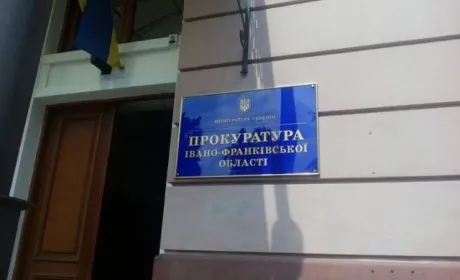На Прикарпатті посадовця підозрюють у крадіжці зерна вартістю 8 млн гривень