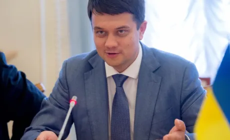 На сьогодні законопроєкт про ринок землі не стоїть на порядку денному ВР, — Разумков