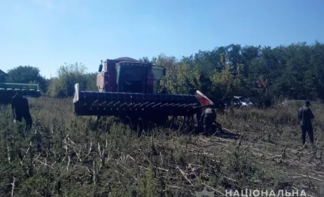 На Кіровоградщині поліція зі зброєю вигнала з поля загін рейдерів