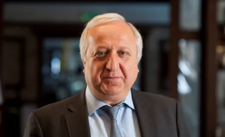 ЄБРР готовий більше допомагати дрібному і середньому агробізнесу в Україні, - Ш.Аджунер