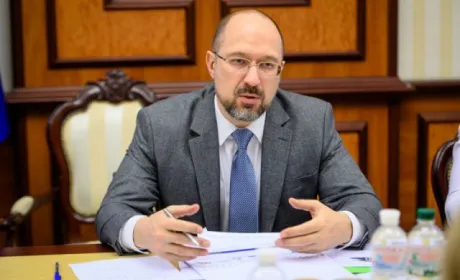 Шмигаль розгледів спроби монопольної змови і маніпуляцій у зростанні цін на продукти