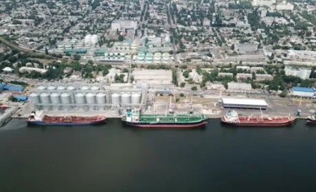 Російські загарбники знищили ще один термінал у Миколаєві