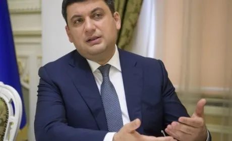 Гройсман просить парламент прийняти відставку Кутового