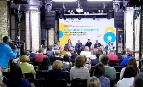 Учасники ВАР передали військовим понад 2000 одиниць техніки
