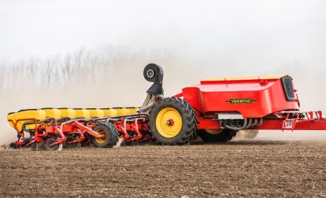 Väderstad починає стратегічне партнерство з John Deere в Україні