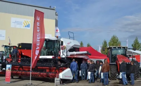 Техніка VERSATILE на AgroExpo 2020 — зоряний час для комбайна NOVA