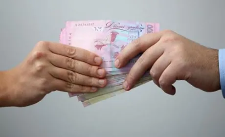 Чиновник Фонду держмайна попався на хабарі в 30 тис. доларів