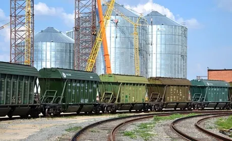 Залізницею в минулому році перевезли рекордну кількість зерна