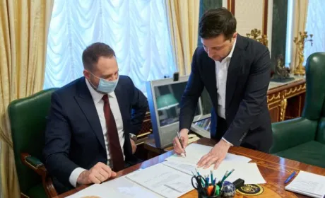 Президент сьогодні підписав закон щодо обігу земель сільськогосподарського призначення