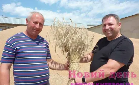 Переможним снопом завершили жнива у селі на Херсонщині