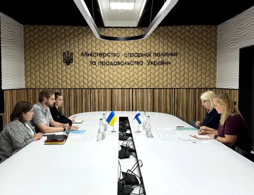 Україна попросила Фінляндію допомогти зі зберіганням зерна