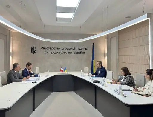 Україна та Франція обговорили підтримку аграрного експорту в умовах російських атак на портову інфраструктуру