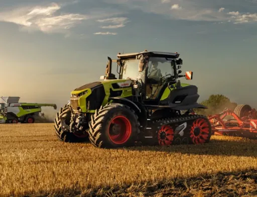 CLAAS AXION 9: великий трактор нового покоління — від преміального комфорту до автономної роботи