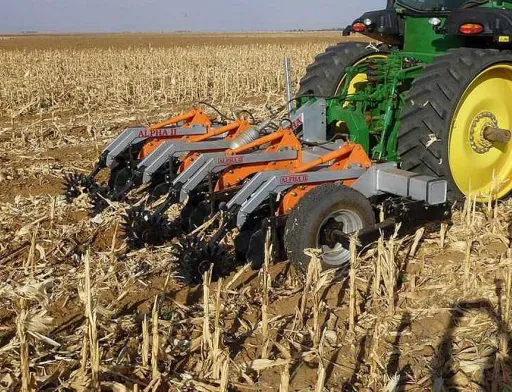 АГРОТРЕЙД впроваджує технологію strip-till на Сумщині