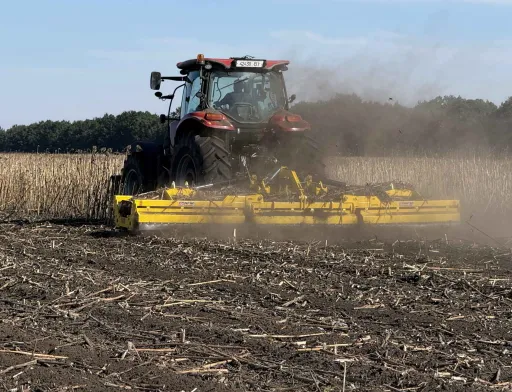 В Україні почав працювати перший коток-подрібнювач BEDNAR SPEED CHOP
