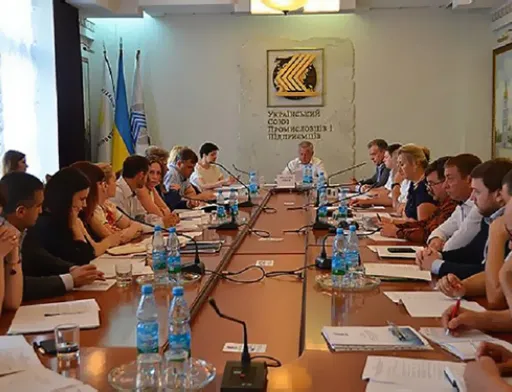 Виробники закликають владу відтермінувати імплементацію закону №2628 щодо операцій з пальним