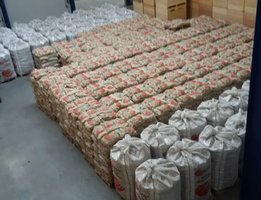 По данным FAO, всего пять стран производят более 20 млн т картофеля в год, и среди них - Украина