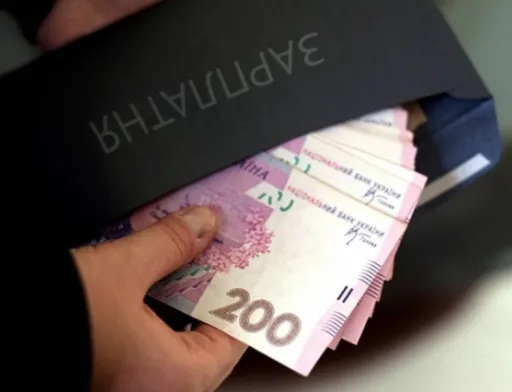 У Мінекономіки розповіли, у яких сферах найчастіше платять у «конвертах»