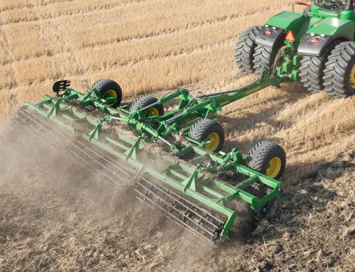 Jonh Deere запускає новий потужний лущильник