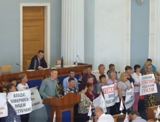 Аграріїв та селян Черкащини, які вийшли на акцію протесту, підтримали депутати обласної ради
