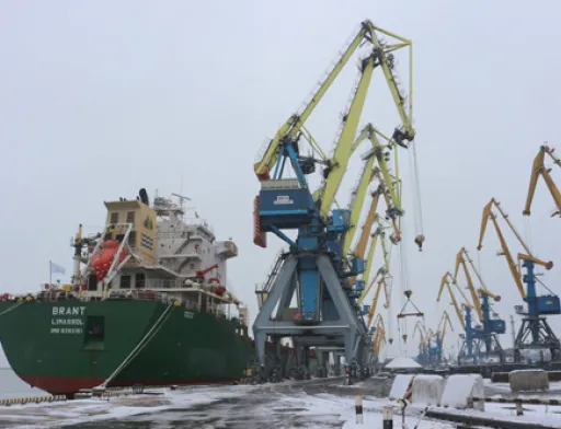 Маріупольський порт торік перевалив понад 5.3 мільйона тонн вантажів