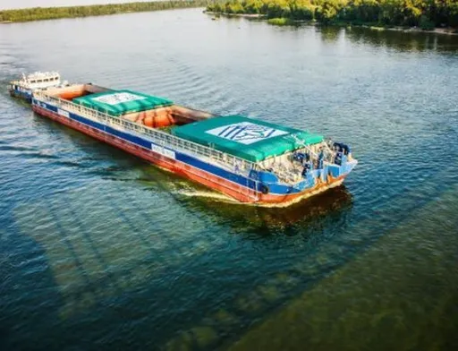 У «Нібулоні» розповіли про особливості перевезень кавунів по Дніпру
