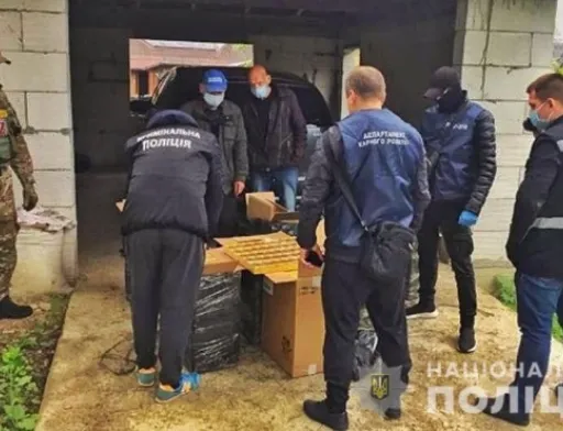 Поліція накрила шахраїв, які ошукали фермерів на 18 млн грн