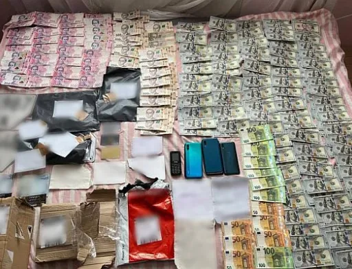 Шахраї продавали фермерам фальшиві документи на сільгосптехніку