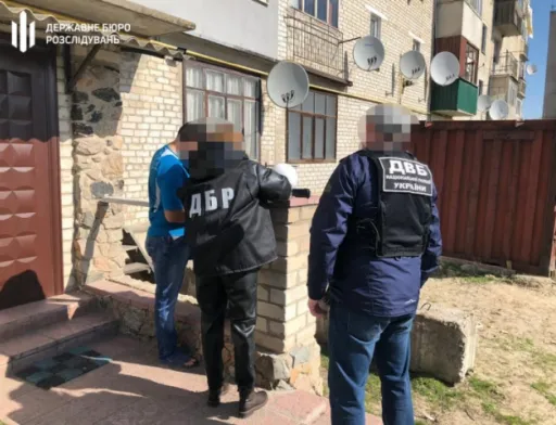 На Харківщині поліцейський та заступник голови РДА допомогли захопити землі Міноборони, – слідчі