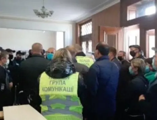 Фермерів, які вчора перекривали міст на Херсонщині, не пустили на зустріч із головою ОДА
