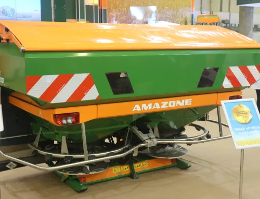 Amazone представила в Україні нові розкидачі міндобрив