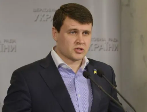 Нардеп Івченко пояснив підводні камені закону про ринок землі, які працюють проти українців і фермерів