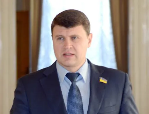 Кабміну пора у відставку: Івченко розкритикував законопроєкт про скасування права на 2 безкоштовні га для всіх українців
