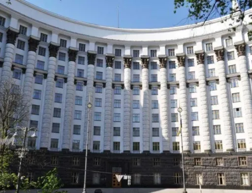 В Україні дозволена гуртова торгівля харчами, ЗЗР та ветпрепаратами