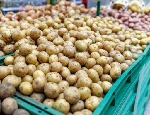 Tesco у Великобританії переходить на продаж немитої картоплі!
