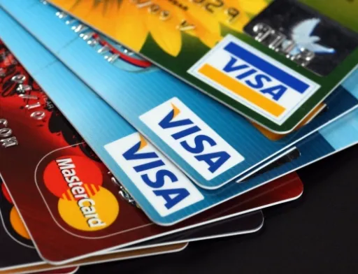 Депутати пропонують перевести купівлю-продаж землі в безготівковий розрахунок