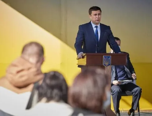 Усі схеми розслідуються, і землю мають повернути народу, — міністр