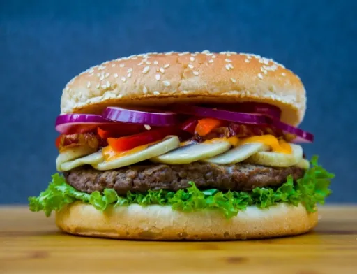 Новий конкурент Beyond Meat: Cargill почне виробляти продукти зі штучного м’яса