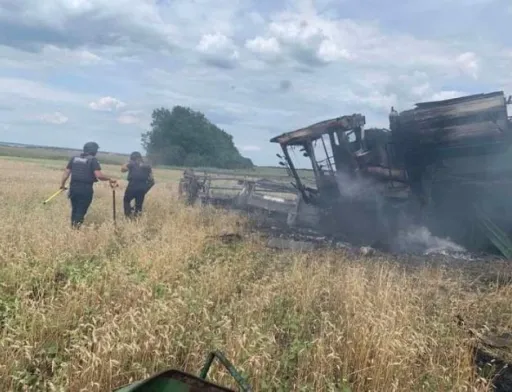 На Харківщині на протитанковій міні підірвався комбайн