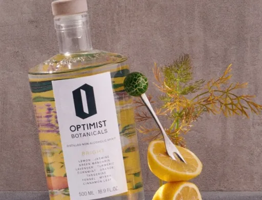 Optimist створив безалкогольну горілку, джин та текілу