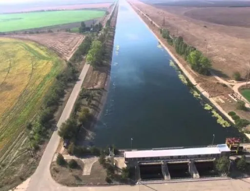 Крадена дніпровська вода нашкодить як материковій частині України, так і окупованому Криму