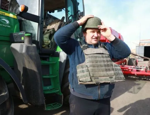 Посівна у касках та бронежилетах — Запоріжжя