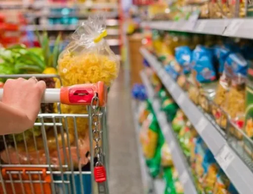 Білорусь запроваджує регулювання цін на основні продукти харчування